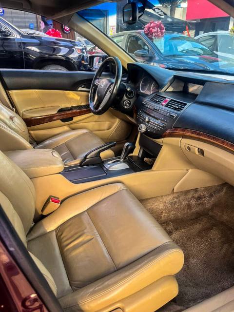Honda Accord EX 2011, foto 2