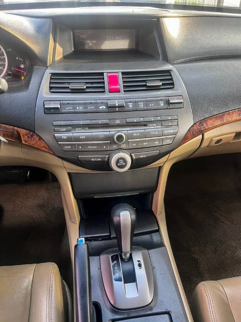Honda Accord EX 2011, foto 11