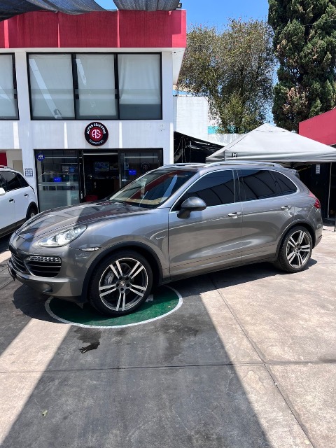 Porsche Cayenne Hibrida 2011