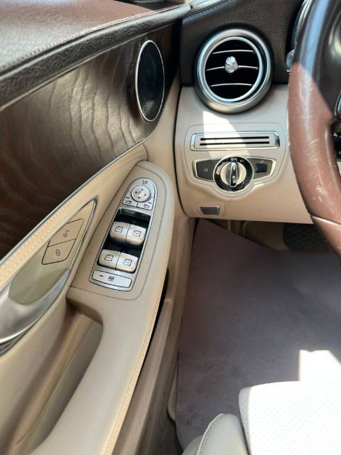 Mercedes Benz C200 CGI Exclusive 2015, foto 8