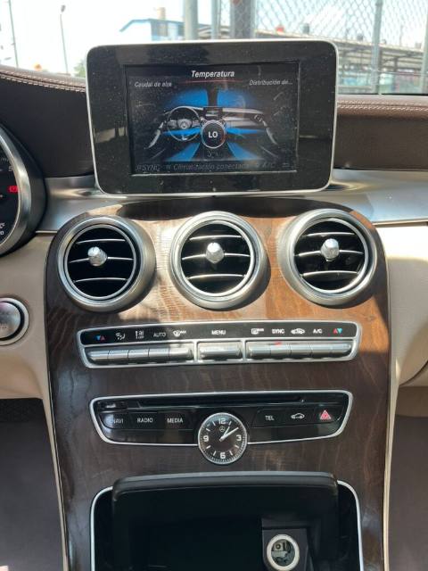 Mercedes Benz C200 CGI Exclusive 2015, foto 16