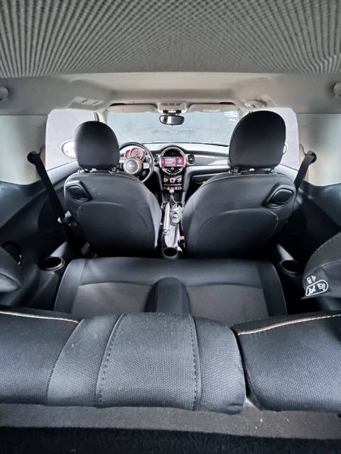 Mini Cooper Essential 2022, foto 15