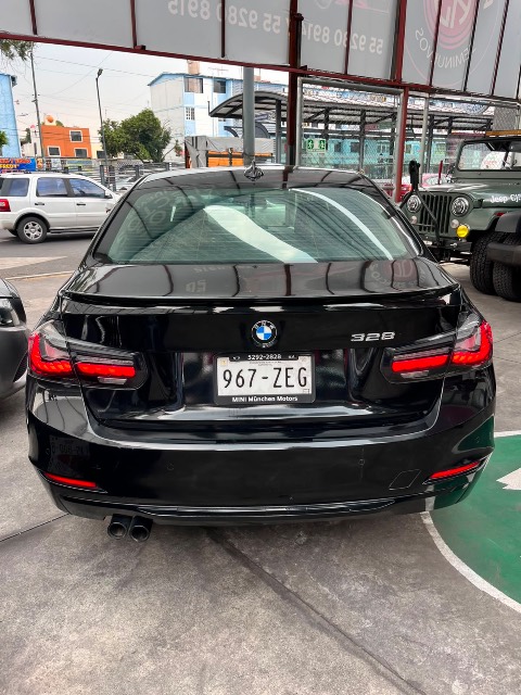 BMW 328iA Sport Line 2014, foto 7
