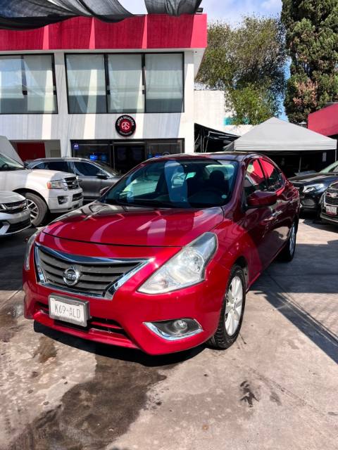 Nissan Versa Advance 2016