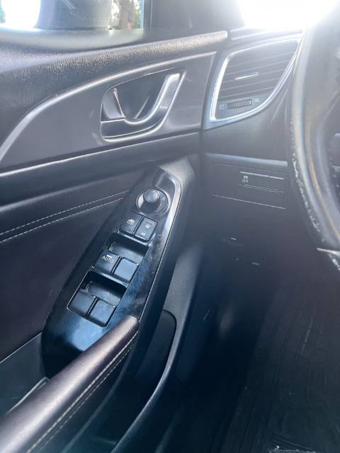 Mazda 3 I Touring 2018, foto 10