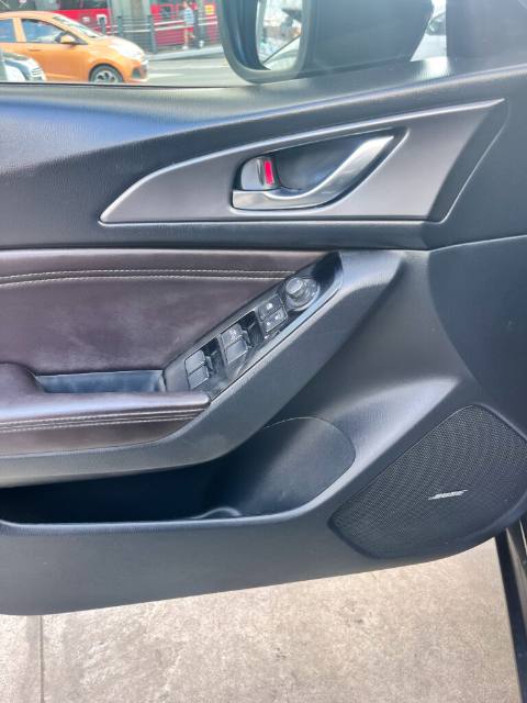 Mazda 3 I Touring 2018, foto 8