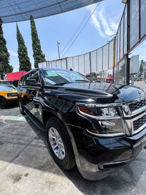 Chevrolet Suburban LS 2019, foto 3
