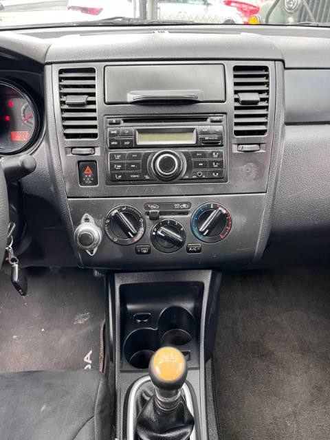 Nissan Tiida Advance 2015, foto 13