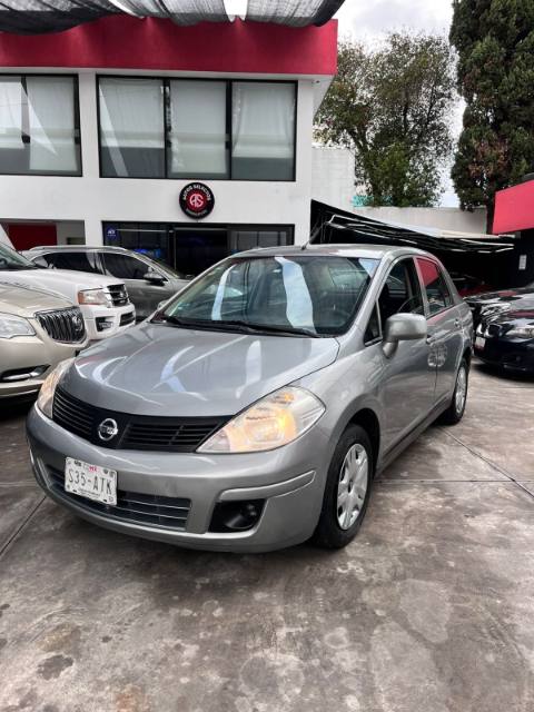 Nissan Tiida Advance 2015