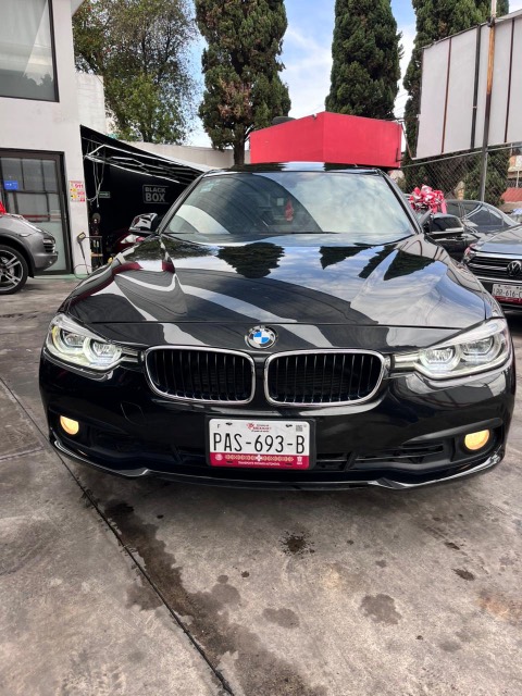 BMW 320i 320i 2017, foto 2