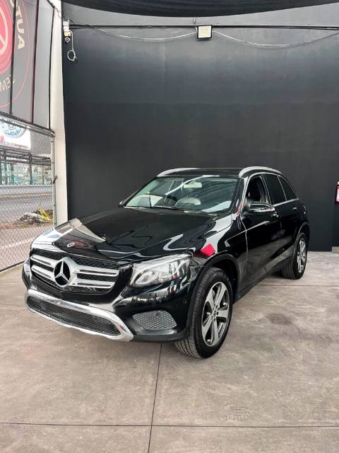 Mercedes Benz GLC300 2019