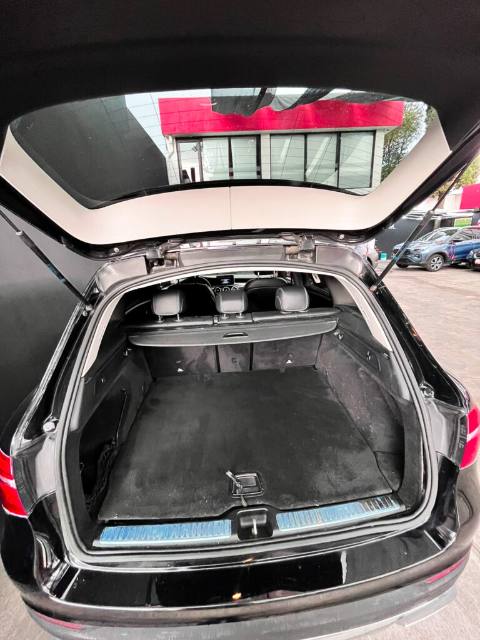 Mercedes Benz GLC300 2019, foto 13